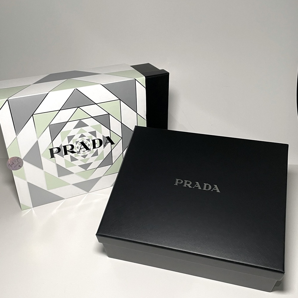 New, PRADA , boxes (one) - Picture 2 of 9